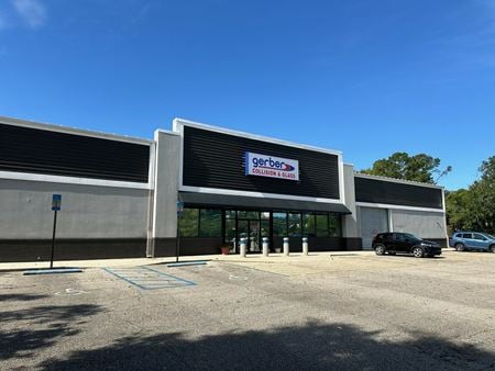 Photo of commercial space at 2345 Apalachee Pkwy in Tallahassee