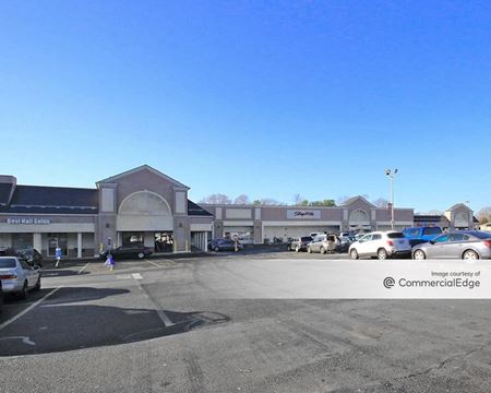 Turnpike Shopping Center - Fairfield
