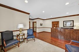 5 Hawthorne Park Ct