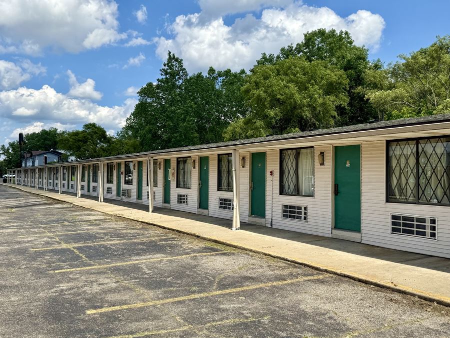 Hometown Inn