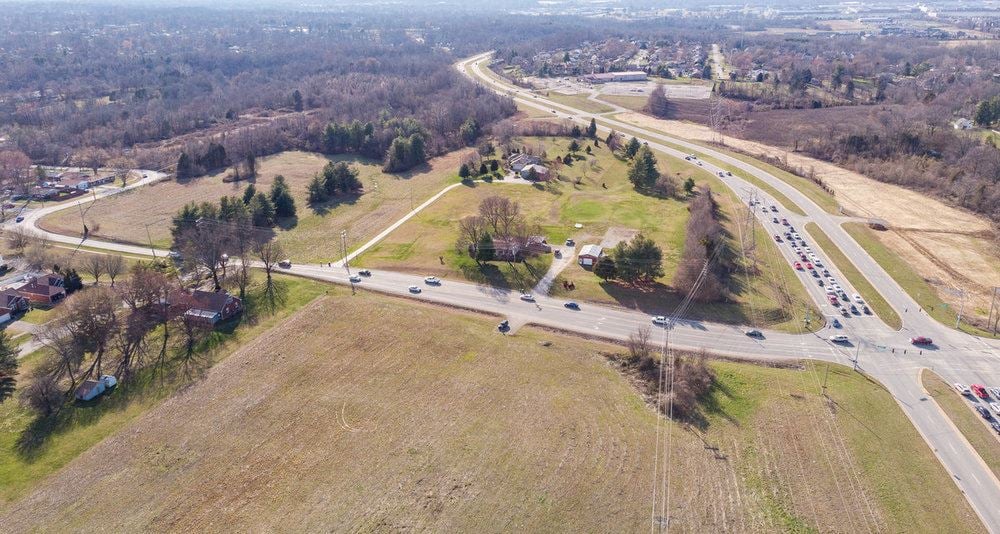 Hurstbourne Parkway Frontage