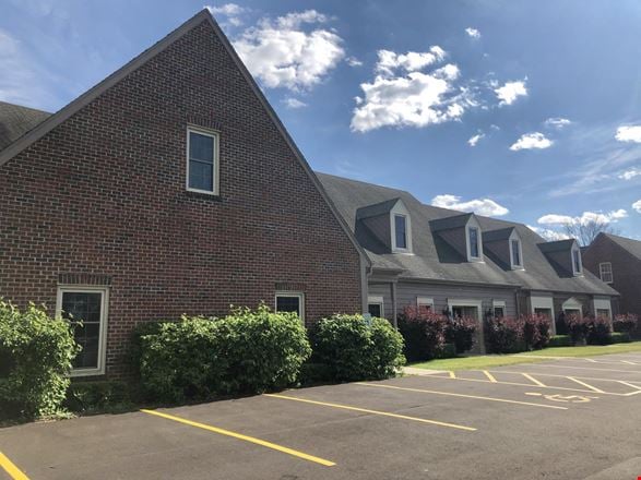 1339-1349 W Towne Square Road