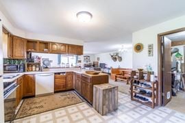 360 Eyster Dr