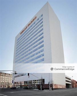 Wells Fargo Center