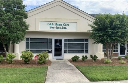 Commercial space for Rent at 5501-B Adams Farm Lane Greensboro Nc 27407 in Greensboro