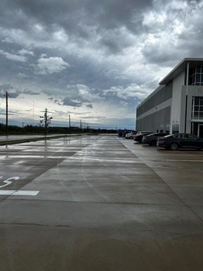 1539 - Houston Warehouse - Preferred Listing