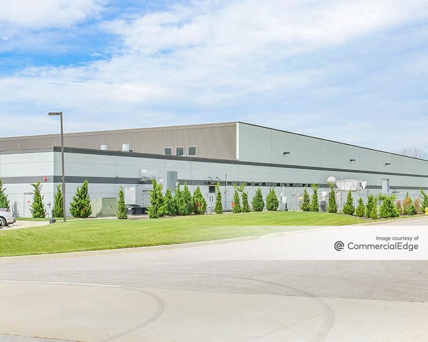 14200 Merritt Road, Grandview, MO 64030