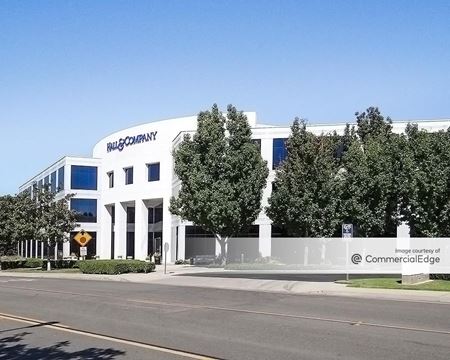 Commercial space for Rent at 111 Pacifica in Irvine