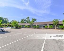 Regency Park - 3300, 3333 & 3700 Regency Pkwy