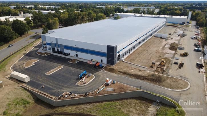 Westinghouse Commons | ±146,785 SF For Sale or Lease | Charlotte NC
