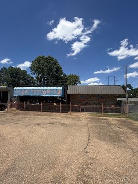 325 Clinton Blvd