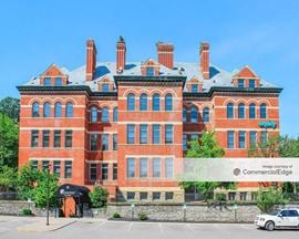 Lincoln School Professional Building