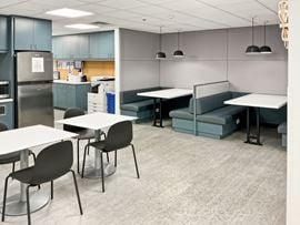 Regus - Las Vegas - E Carson St
