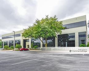 Orlando University Business Center - Dover & Rosemont Buildings