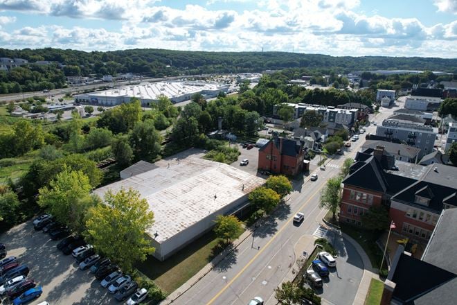 11 Blackstone River Road