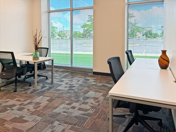 Regus - Hoffman Estates - Prairie Stone Pkwy