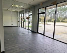 Spacious Retail Unit in Gause Blvd Shopping Center
