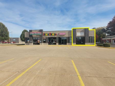 Office space for Rent at 3203 Devils Glen Rd in Bettendorf