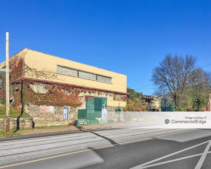 401437 East Erie Avenue Retail Space For Rent CommercialCafe