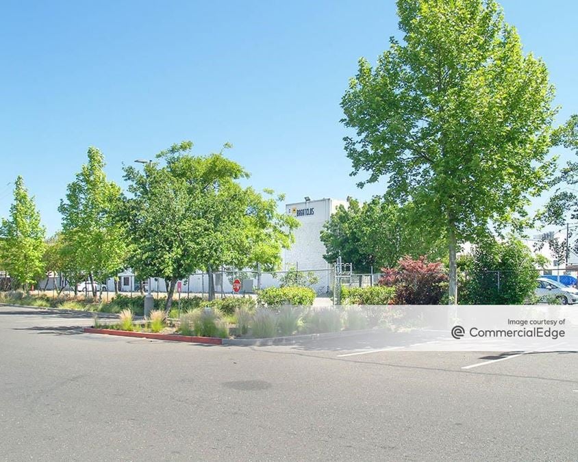 2750 Redding Avenue, Sacramento Industrial Space For Lease