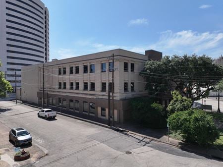 Photo of commercial space at 425 Pine St in Beaumont