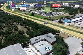 111 Plaza | Medical & Professional Office | HWY 281 Frontage | Bulverde, TX