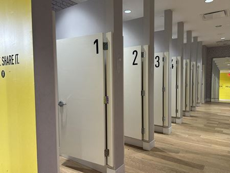 2175     Space Photo Gallery 2