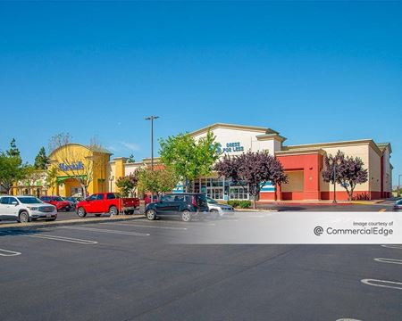 Retail space for Rent at 2473 Naglee Road in Tracy