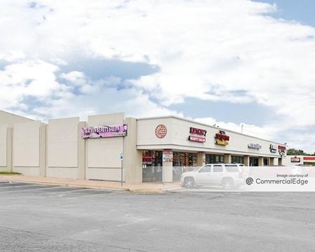 Retail space for Rent at 1610 Ohlen Road in Austin