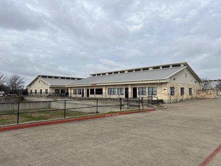Industrial space for Rent at 1050 Meadows Dr in Round Rock