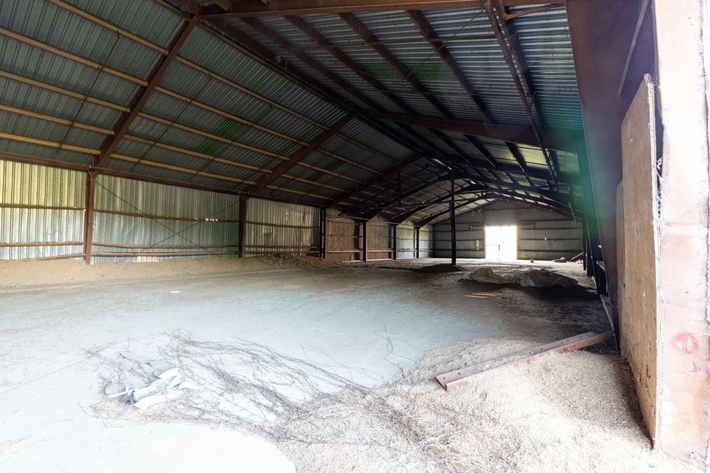 De Soto, Georgia - Peanut/Cotton Warehouses
