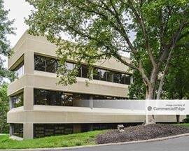 Holmes Corporate Center I