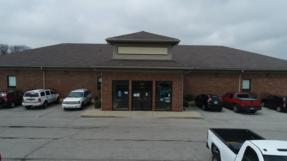 2806 Theater Ave, Huntington, IN 46750