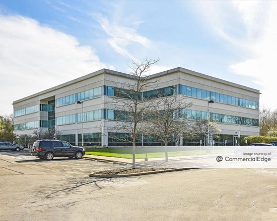 3900 Kinross Lakes Pkwy