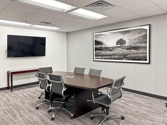 Regus - West Des Moines - Valley Drive