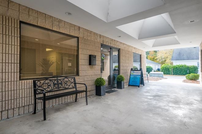 Influx Business Hub - East Arlington