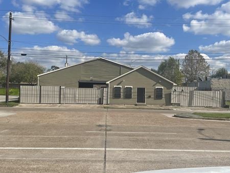 Industrial space for Sale at 3608 Irvington Blvd in Houston