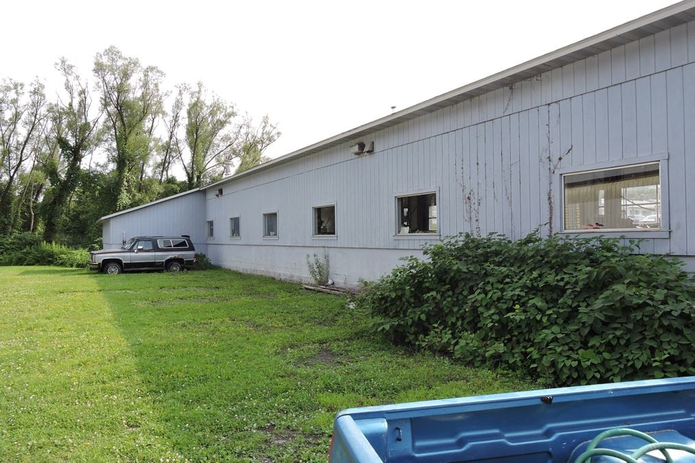 Fully Equipped Automotive Repair Facility