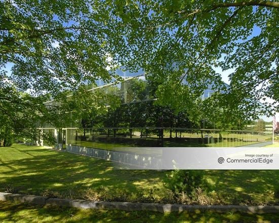 Griffin Center - 10 Griffin Road North