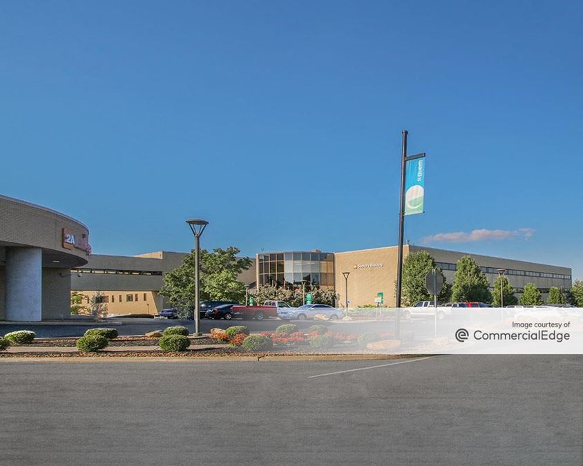 Doctors Building 20 Medical Village Drive, Edgewood, KY Office Building