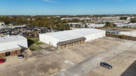 12337 E 1st St - Industrial