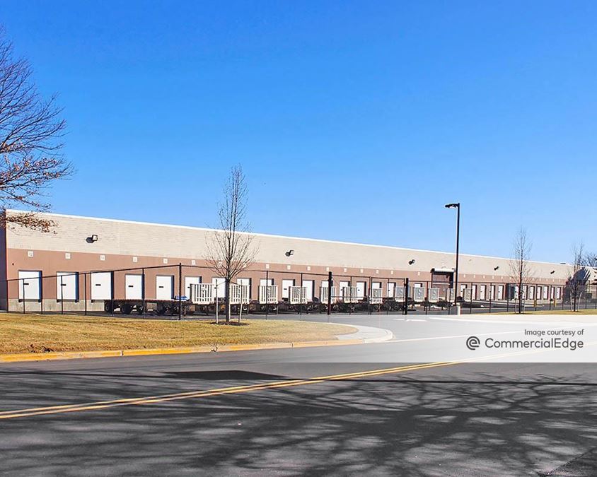 100 Riverside Drive, Keasbey Industrial Space For Lease