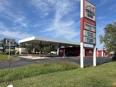 Photo of commercial space at 401 Raleigh Road in Henderson