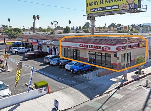 Fixturized Restaurant in 7 Eleven + El Pollo Loco Anchored Center