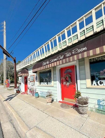 Photo of commercial space at 727 Kingsley Ave in Orange Park