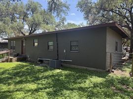 Single Tenant Office Building