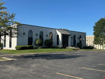 Office space for Rent at 5 East College Drive in Arlington Heights