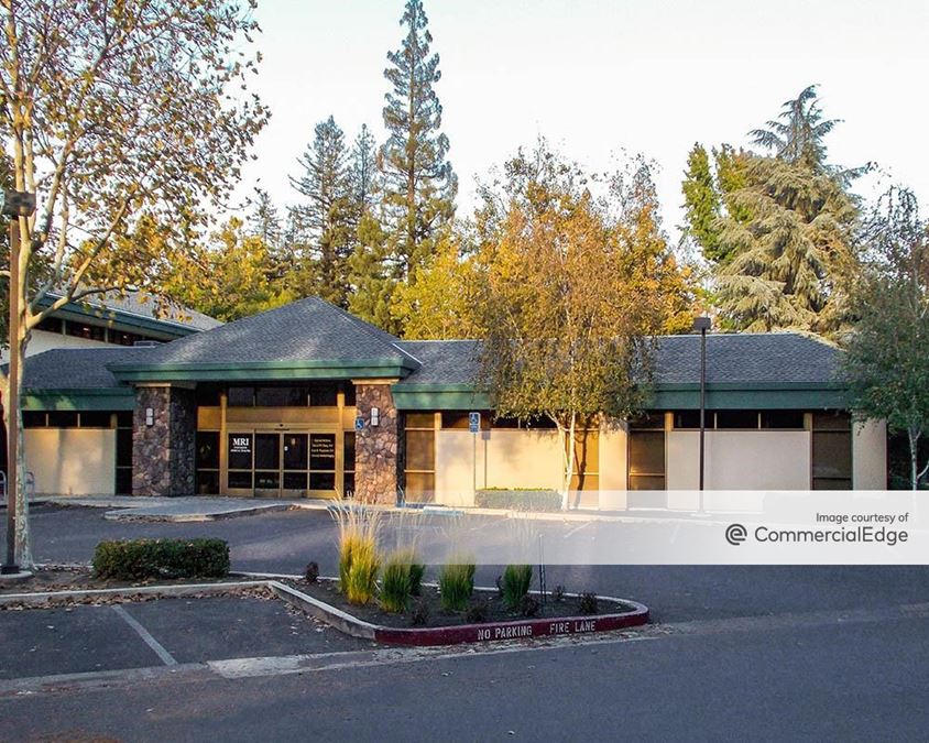 Campus Commons 500 University Avenue 500 University Avenue