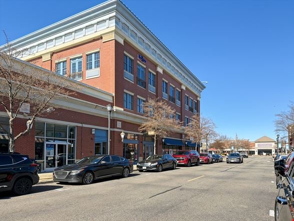 VA, Hampton - Peninsula Town Center
