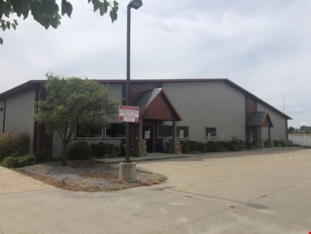 Photo of commercial space at 1401 Parkland Ct in Champaign